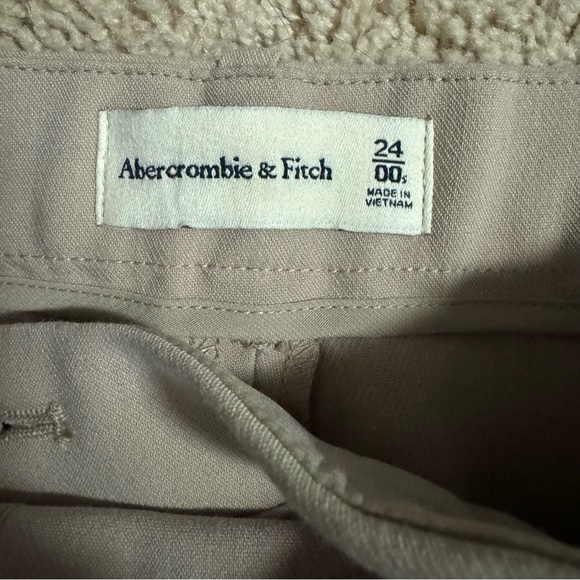 Khaki Dress Pants from Abercrombie - Picture 4 of 7